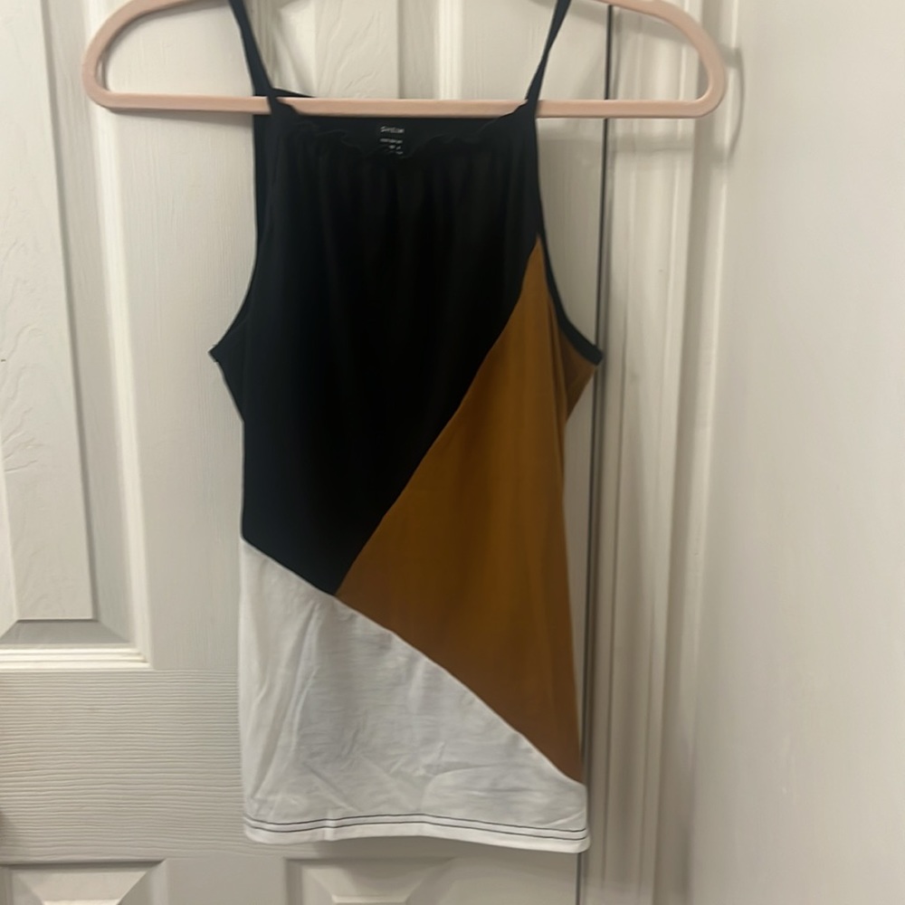 Tank top - Picture 2 of 3